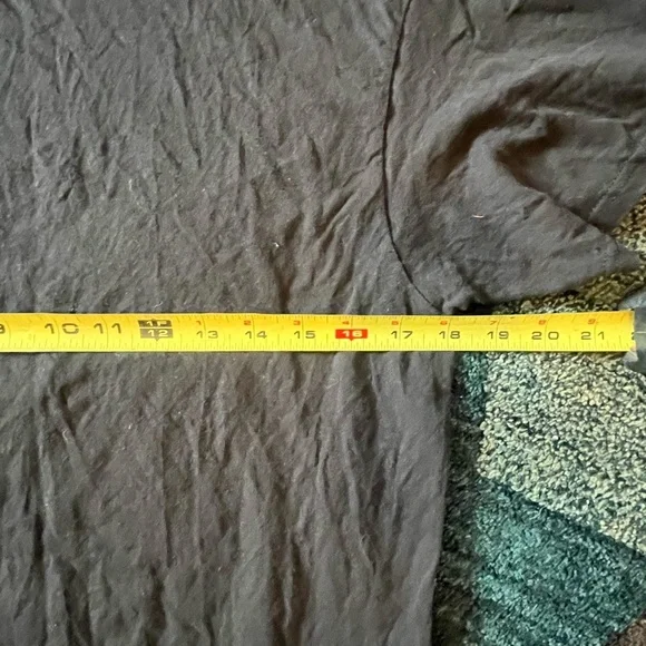 163-Medium Delta Pro Weight black t-shirt with graphics on front #unicorn - Picture 6 of 6